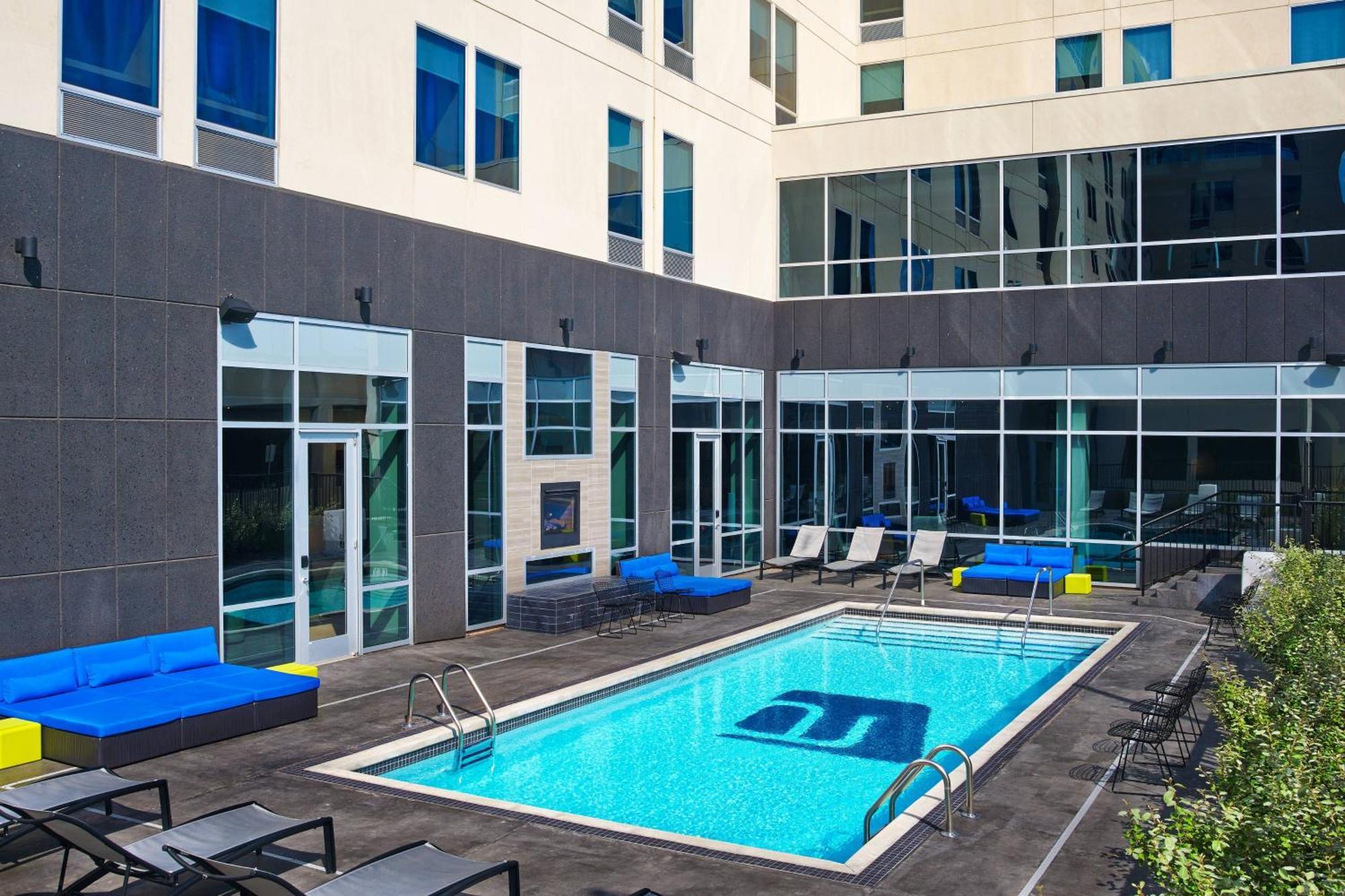 Aloft Oklahoma City Downtown - Bricktown Exteriör bild